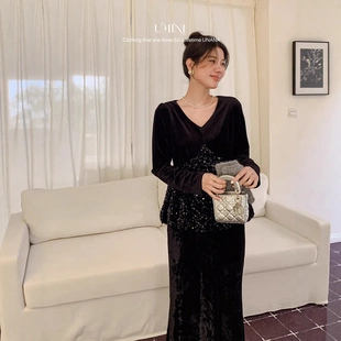 F5611新品 衬衫 氛围感V领花苞亮片丝绒小衫 女 MINI法式 UNANA新品