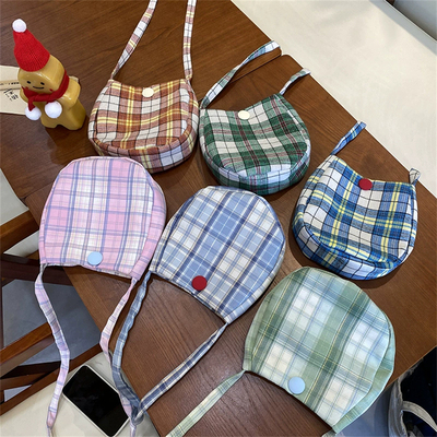 日系格子纹鸡蛋包复古便携手机包