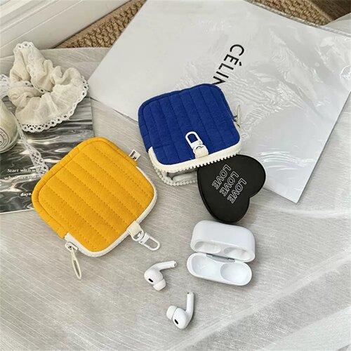 绗缝蓝牙耳机收纳包零钱钥匙卡包