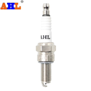 适配铃木GSX1400  GSX1300BK/R  GSF400/600 GSF1250S 火花塞火嘴