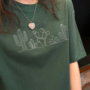 仙人掌刺绣简约百搭纯棉休闲宽松复古精致可爱简约通勤短袖 T恤潮