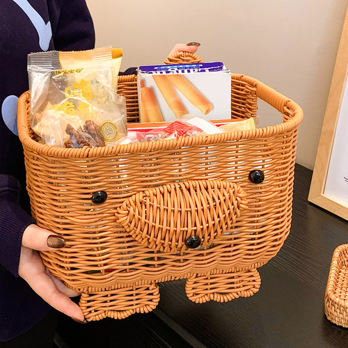 可爱小熊零食藤编收纳筐客厅家用