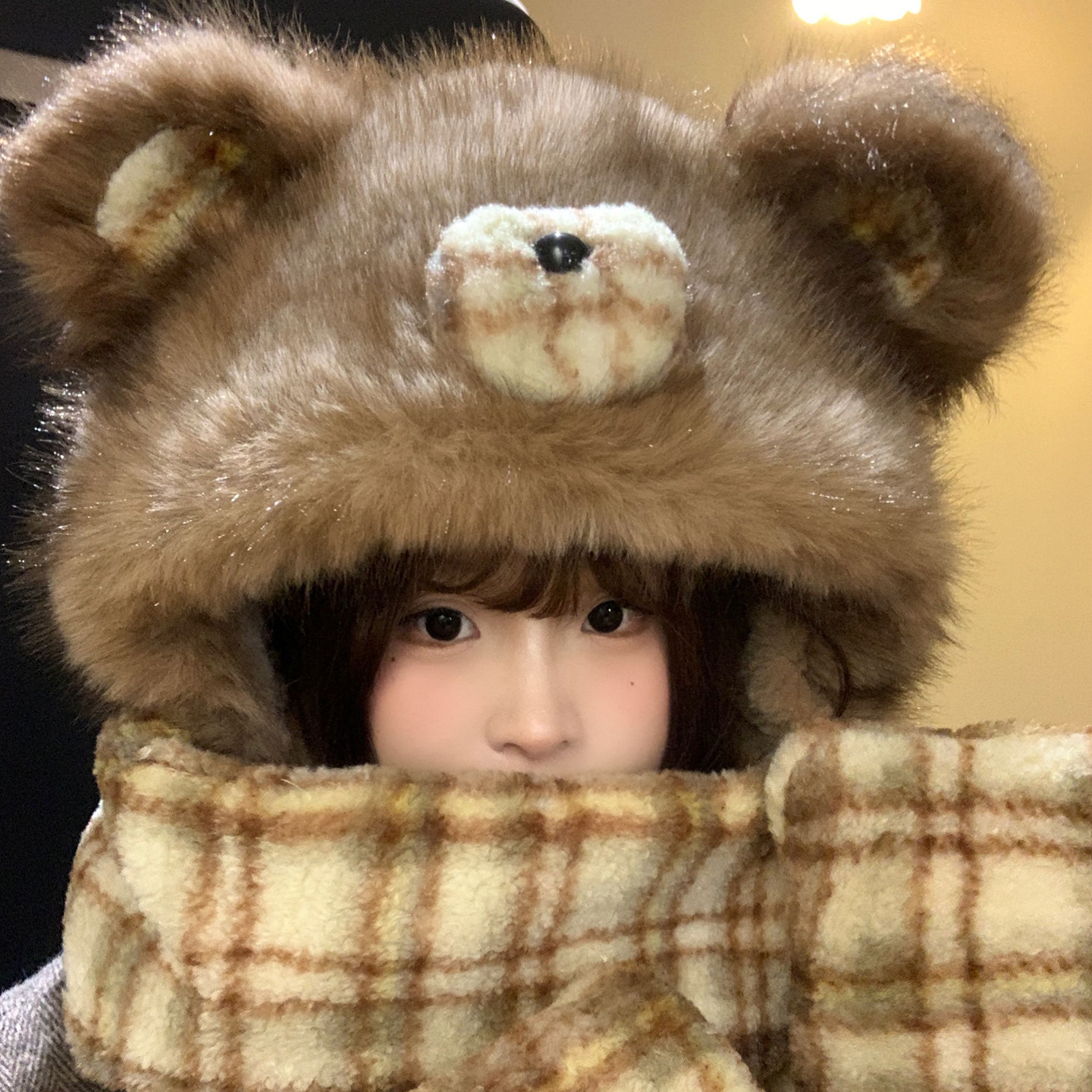 可爱格纹小熊帽子围巾手套一体