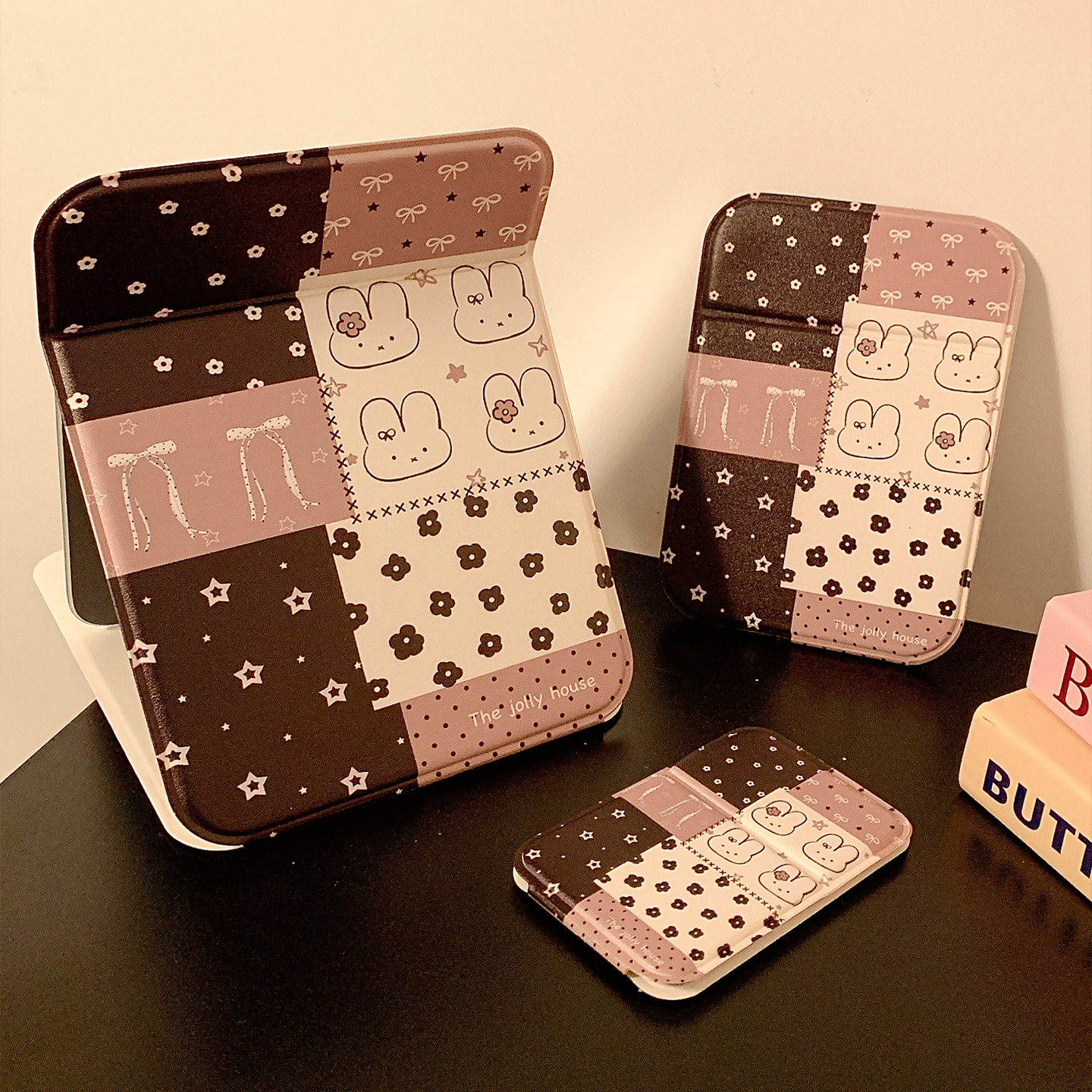 可爱兔子折叠化妆镜女便携随身梳妆台桌面可立小镜子小号学生宿舍,家庭/个人清洁工具,随身化妆镜,淘宝优惠券,粉丝福利购,淘宝优惠卷