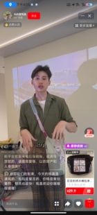 尼龙刺绣水桶包单肩斜挎有拉链内袋可爱通用包包