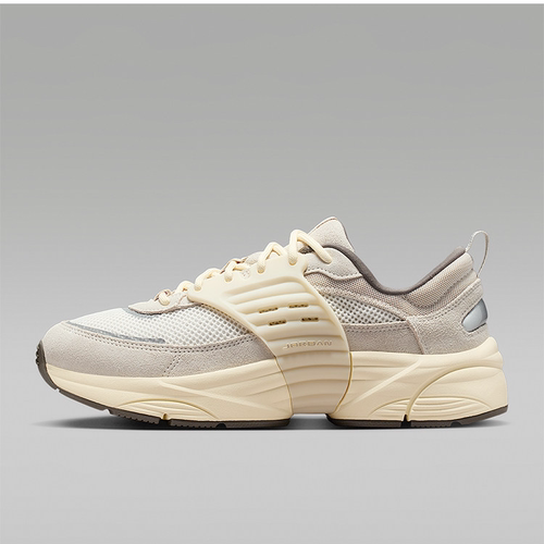 NIKE/耐克男鞋JORDAN TRUNNER 漫游飞翼减震运动休闲鞋IB3722-101