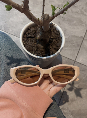 Jennie辣妹猫眼太阳镜y2k墨镜