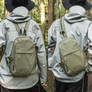 日本多功能两用胸包男女小型双肩包户外登山小背包防水旅行斜挎包