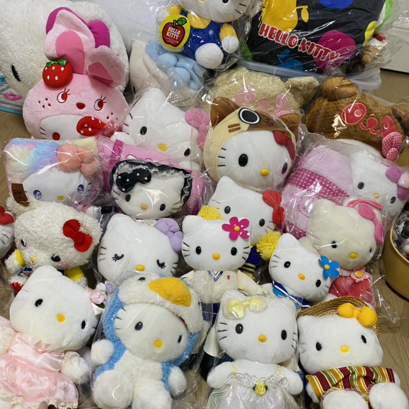 中古海淘 hello Kitty大公仔抱枕玩偶四叶草老料兔子熊猫学院长腿