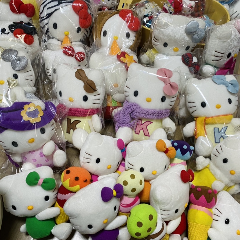 海淘中古 hello Kitty针织围巾毛绒公仔玩偶 变装 冰激凌