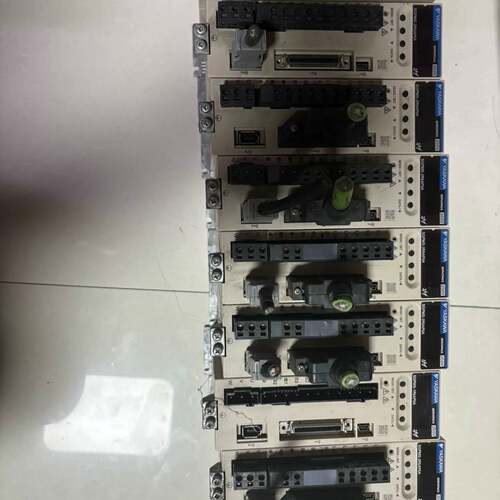 可维修安川450W伺服驱动器SGPMS-2R5AP0A 8台 二议价