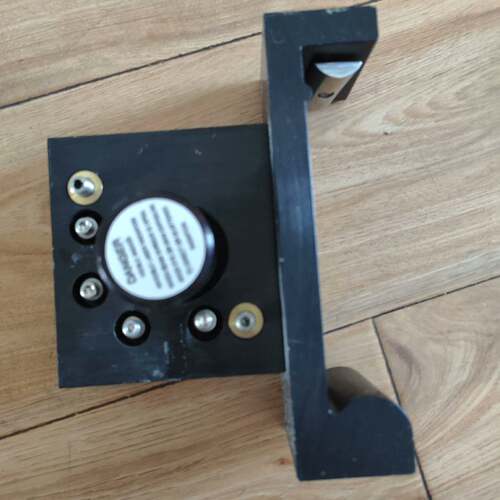 可议价激光调整镜架 激光快门 进口设备 具体用途不知 成色接