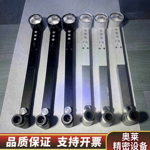 戴森CD06台灯护眼灯，智能感应，适合家用卧室，LED灯.询价