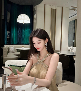 抵达繁星气质小众满钻轻奢实拍水滴露珠镂空微镶银针锆石耳钉耳夹