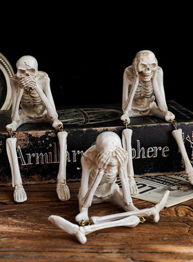 跨境新品万圣节吊脚骷髅不听不看不说树脂家居庭院氛围装饰品摆件