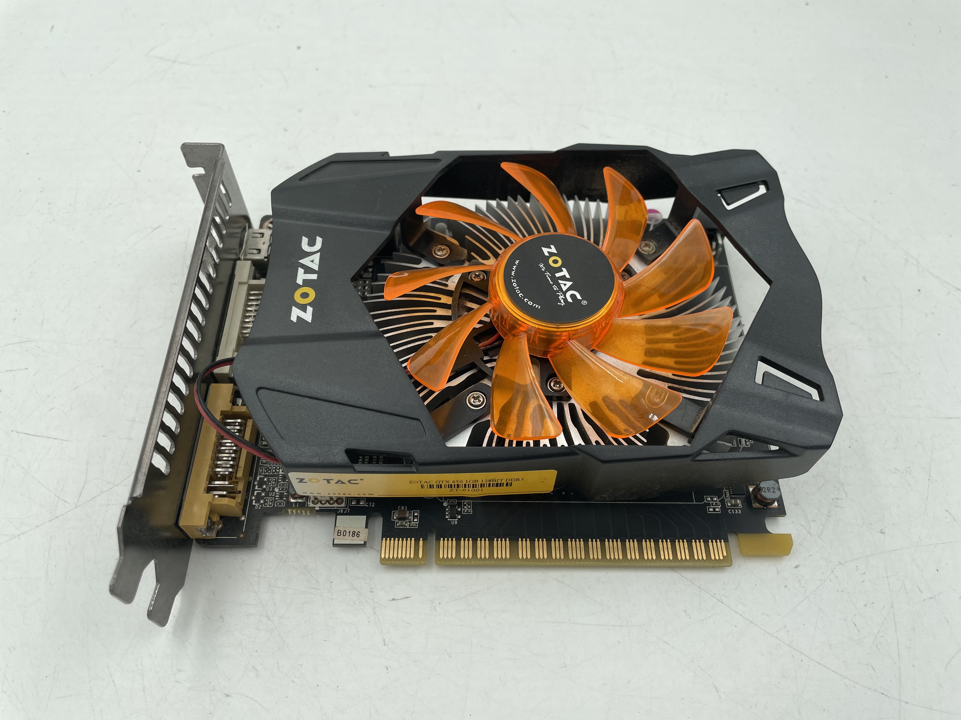 索泰gtx650 1g ddr5 游戏显卡