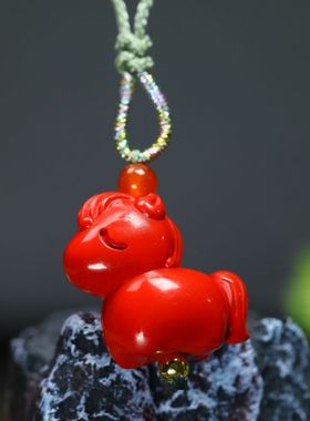 朱砂生肖马手工编织吊坠