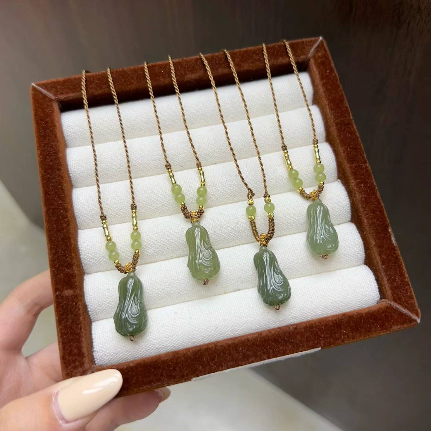 玉阅珠宝和田玉白菜吊坠轻奢百搭
