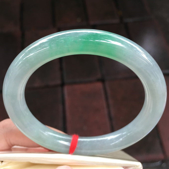 0622-18 老坑天然翡翠A货飘阳绿翡翠手镯 糯种圆条缅甸翡翠玉镯