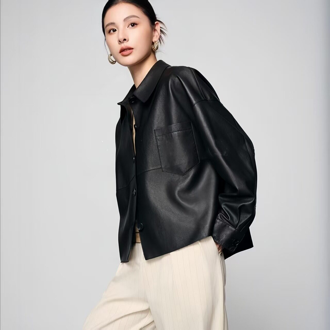 真皮皮衣女2026秋冬新款休闲宽松衬衫上衣绵羊皮翻领显瘦夹克外套