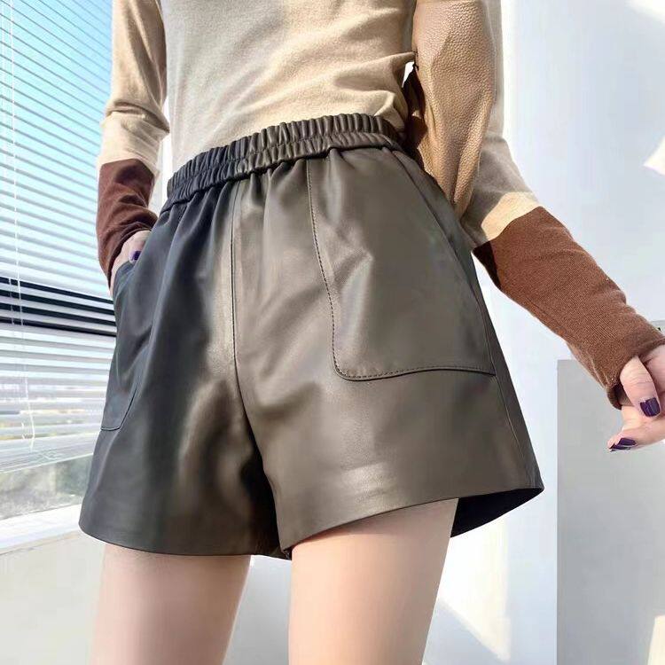 真皮短裤女2026秋冬新款休闲百搭阔腿裤绵羊皮高腰时尚显瘦靴裤子