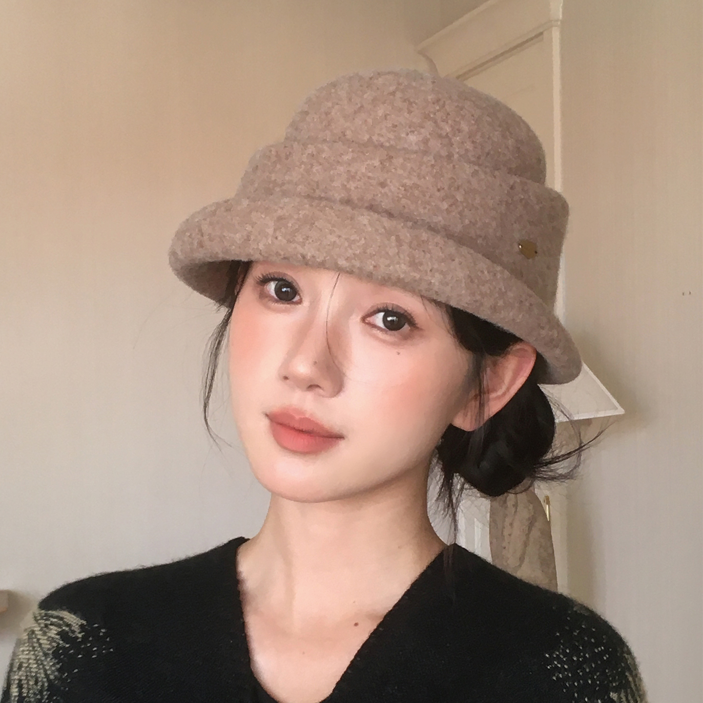 林小橘气质名媛风毛呢圆顶渔夫帽