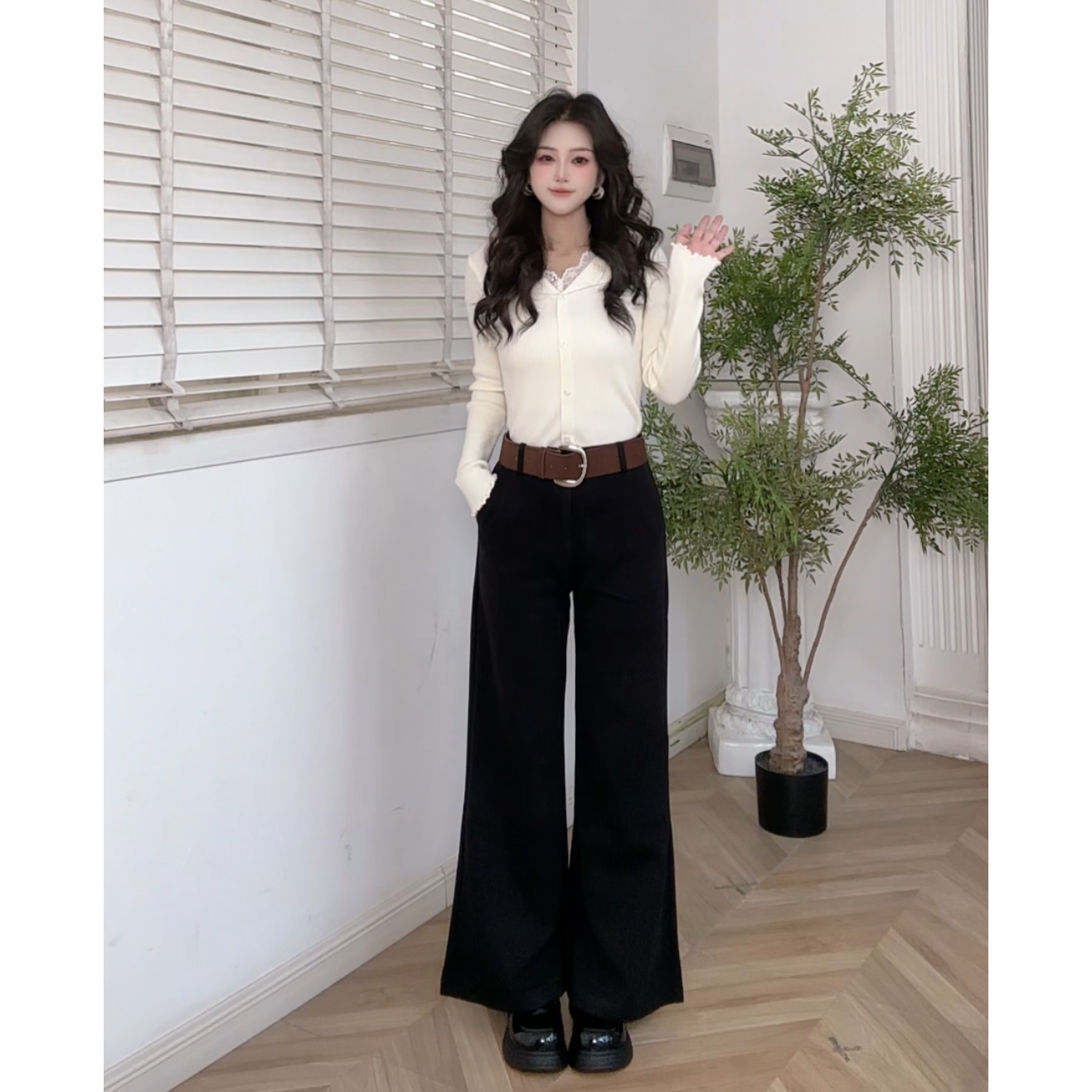 IEF/爱依服2025新款冬季时尚显瘦黑色喇叭裤女高腰百搭休闲长裤子,女装/女士精品,休闲裤,淘宝优惠券,粉丝福利购,淘宝优惠卷