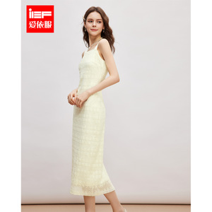 IEF/爱依服裙子2025春季新款法式性感小女人度假风蕾丝背心长裙