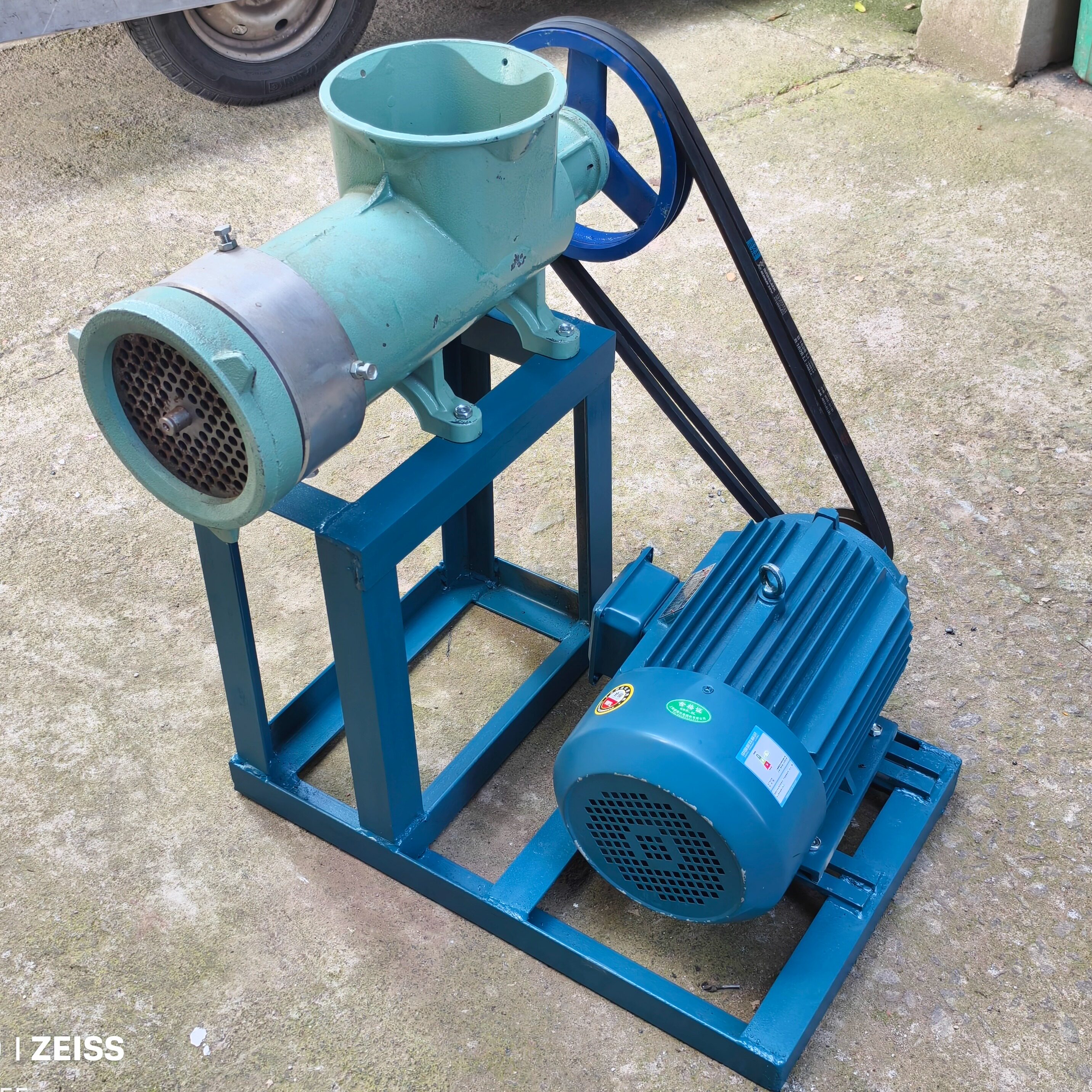 62号三刀大型绞肉机绞鸡架绞辣椒绞鱼机商用碎骨机养殖场