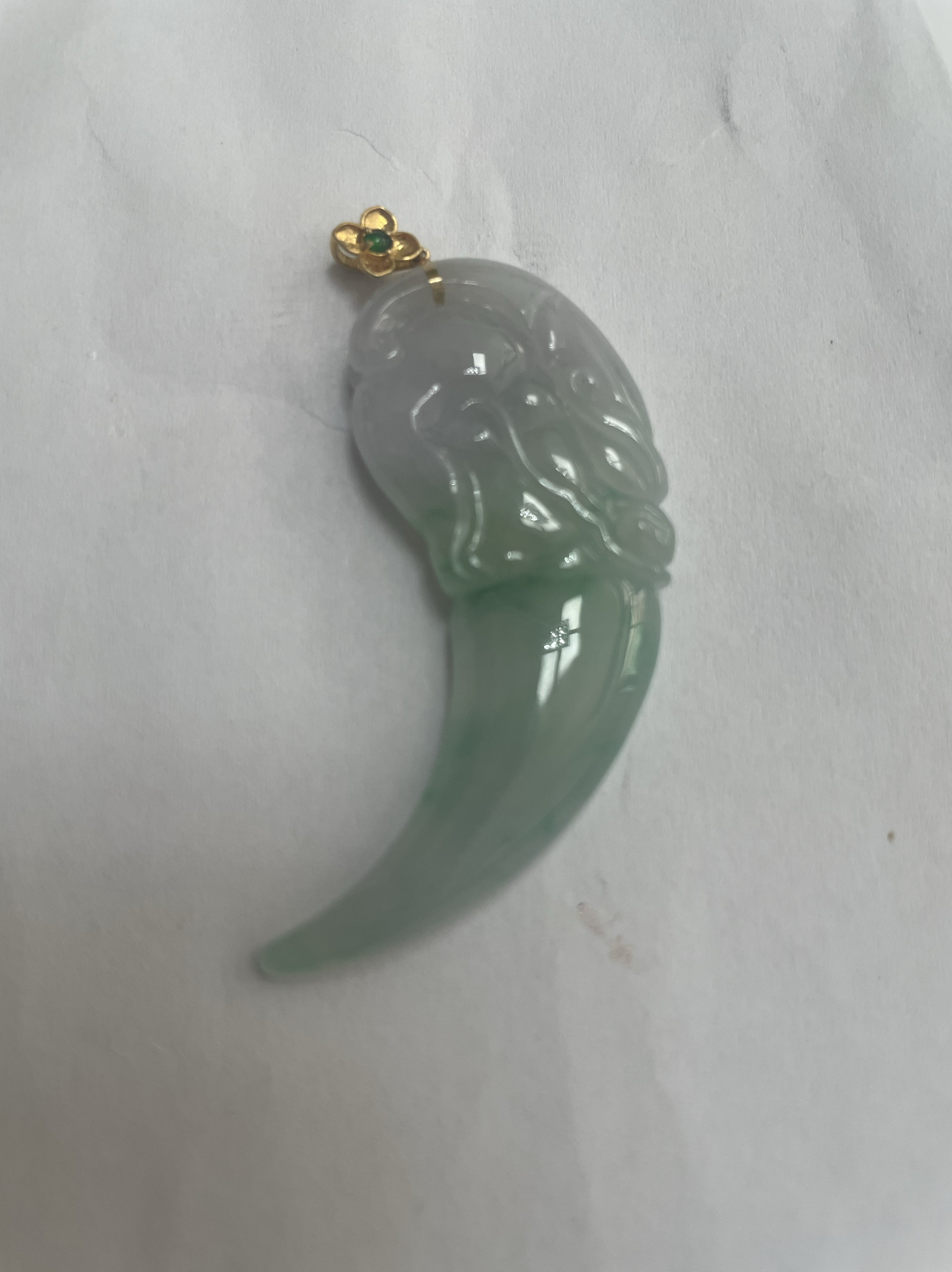 天然正品翡翠龙牙狼牙玉坠男女款颈饰