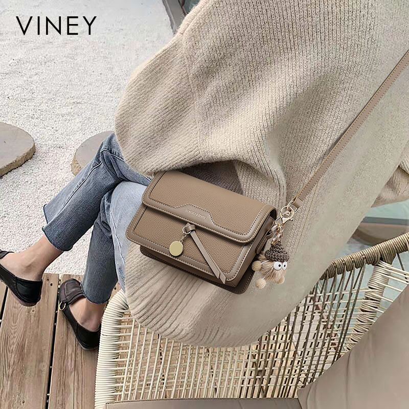 Viney包包2025新款秋冬女包真皮斜挎包小包高级感百搭单肩小方包