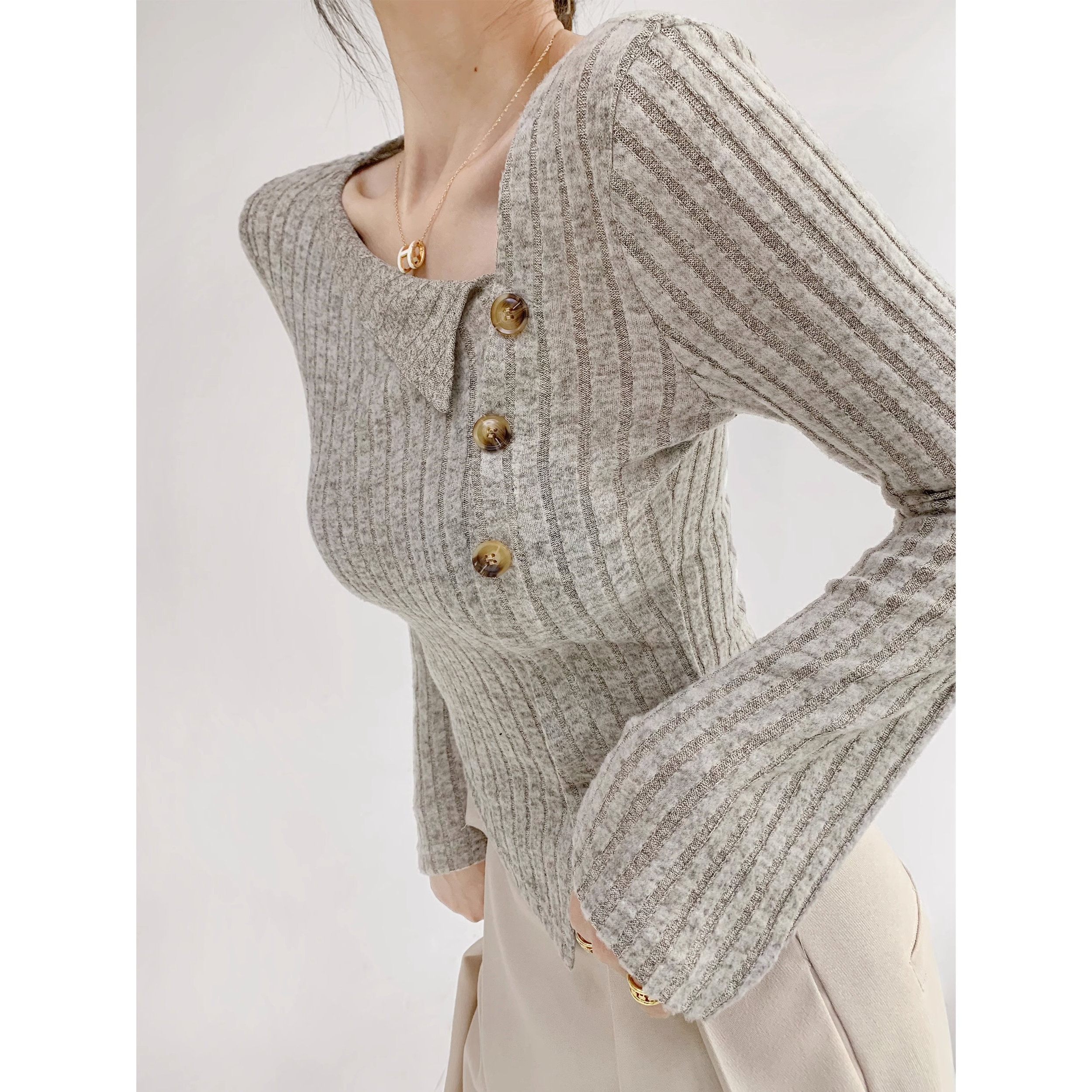 不规则斜襟单排扣T恤女上衣潮