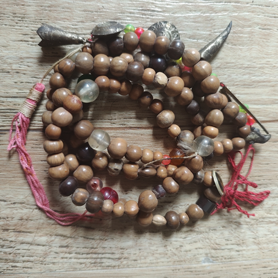 早期草芥子草菩提老珠子一串108颗老佛珠双面拉直长48厘米 R.1568