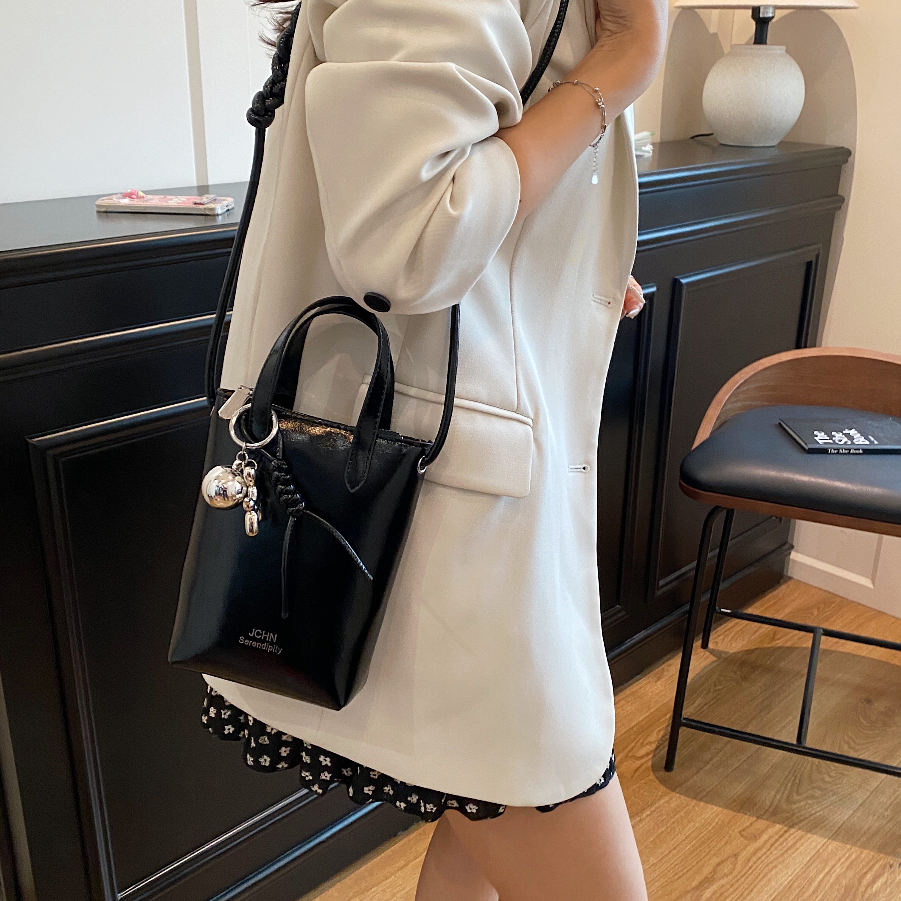 handbag高级感洋气手机包时尚百搭单肩斜挎包简约编织薯条通勤包