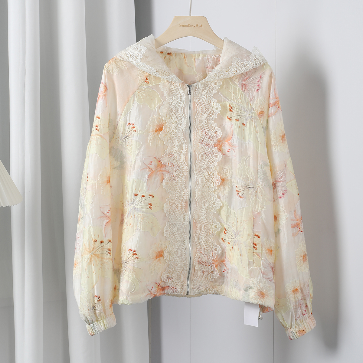 2025夏季新款时尚气质蕾丝边外套