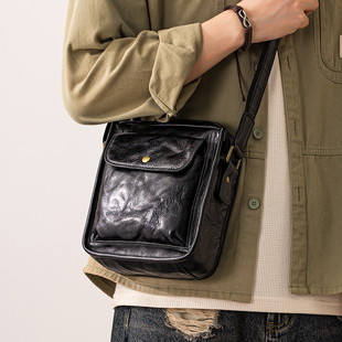 后步原创真皮男士 高级感休闲男包 背包通勤单肩斜挎包植鞣牛皮竖款