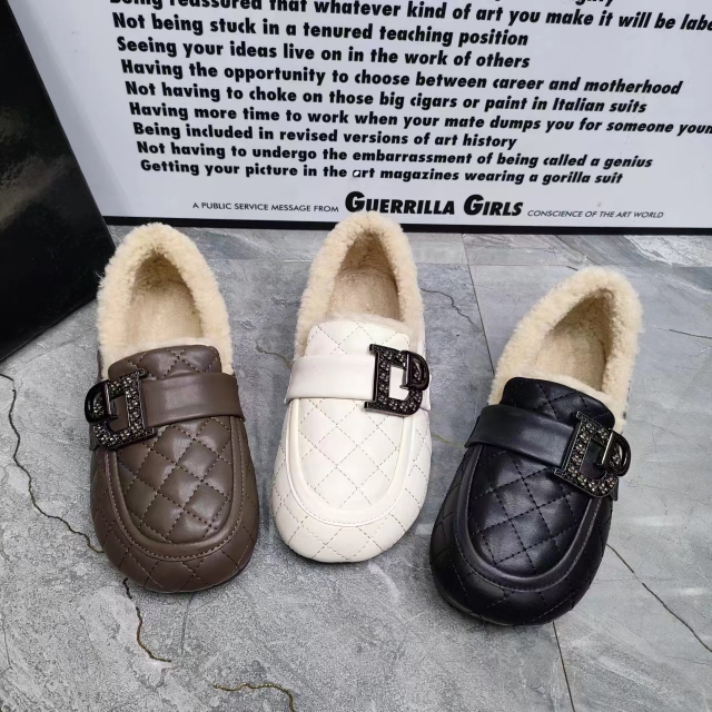 韩国香风小尤皮大码豆豆鞋新款舒适休闲平底圆头低帮显脚小瓢鞋潮