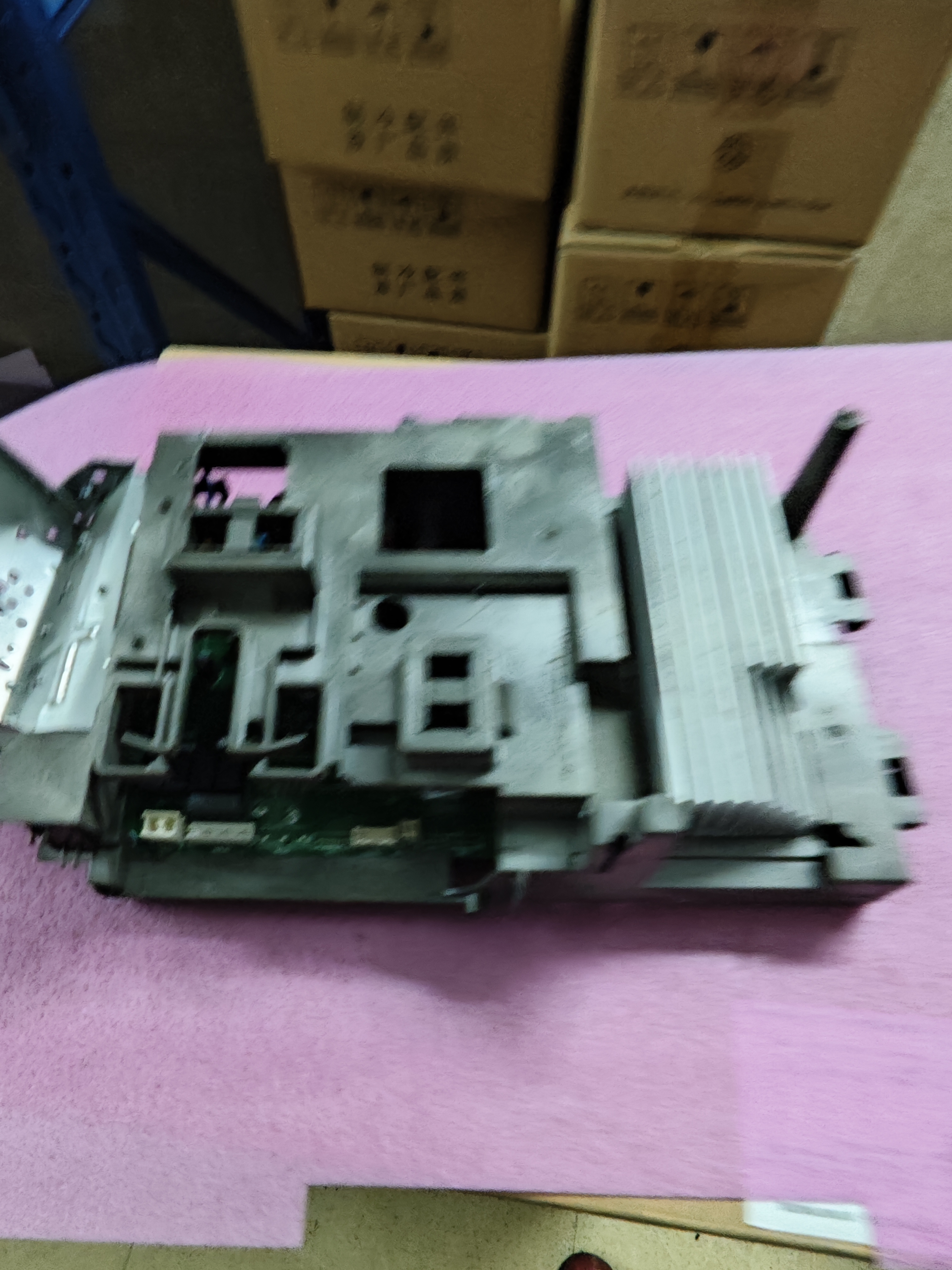 原装格力变频空调外机主板柜机300027061117 W8433SE
