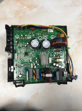 适用格力外机变频板300027060062/W8423CT电器盒100002060589