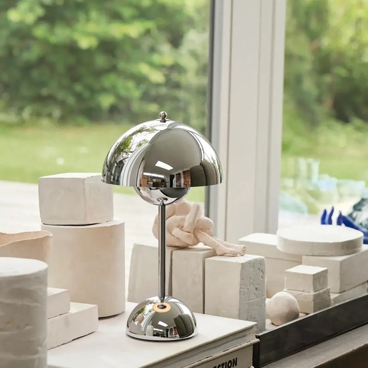 丹麦设计北欧装饰花苞台灯 卧室床头简约小夜灯智能家居氛围台灯