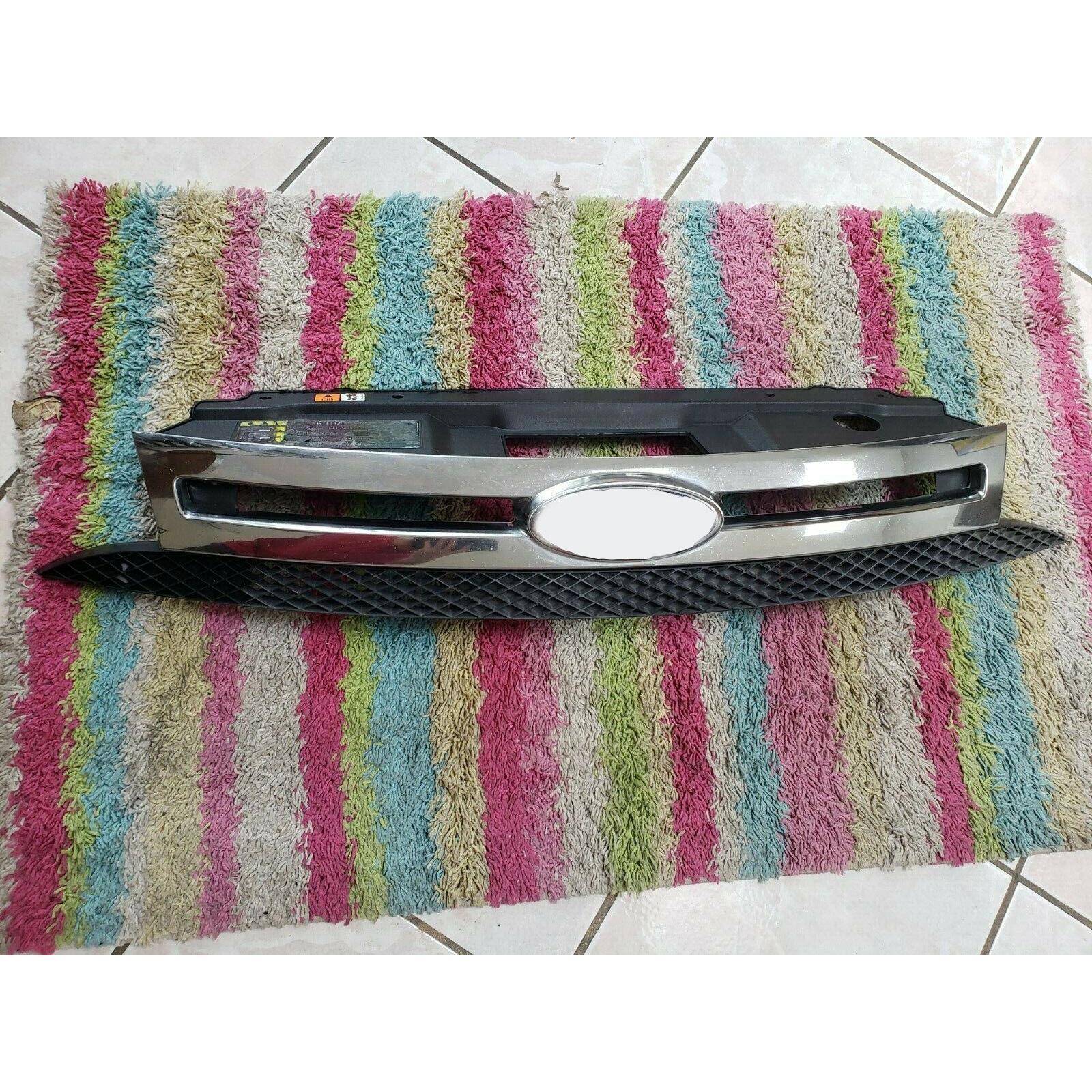 适用于2008-2011福特福克斯FORDFOCUS中网电镀饰条8S4Z-8200-BA