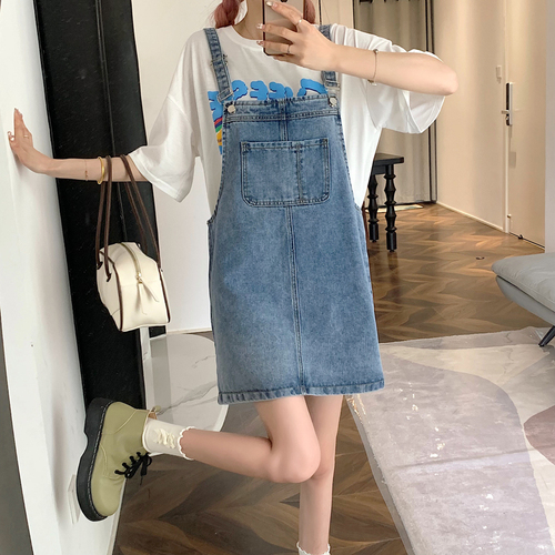 Real price 2021 early autumn new Korean loose large pocket design aging denim strap skirt