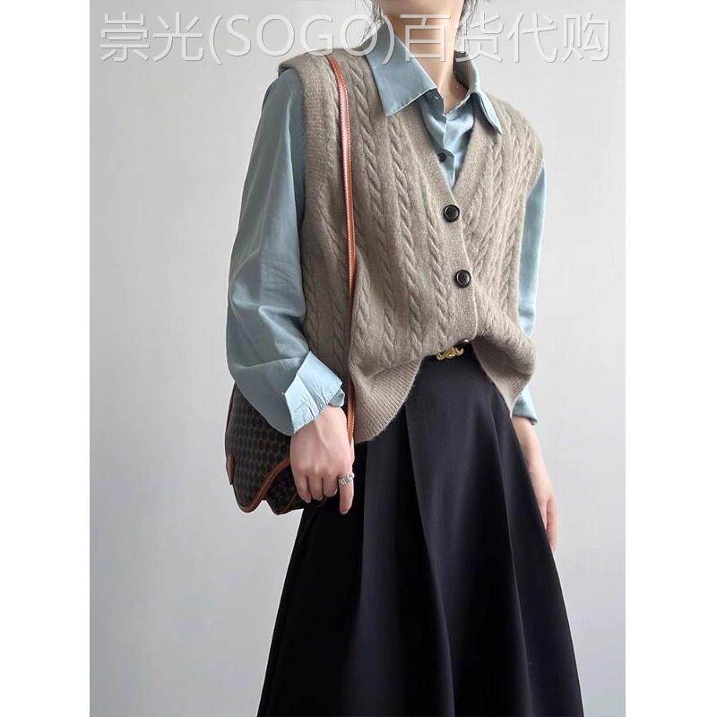 灰色v领针织马甲外套女秋季流行风格学院风外搭毛衣背心马夹上衣