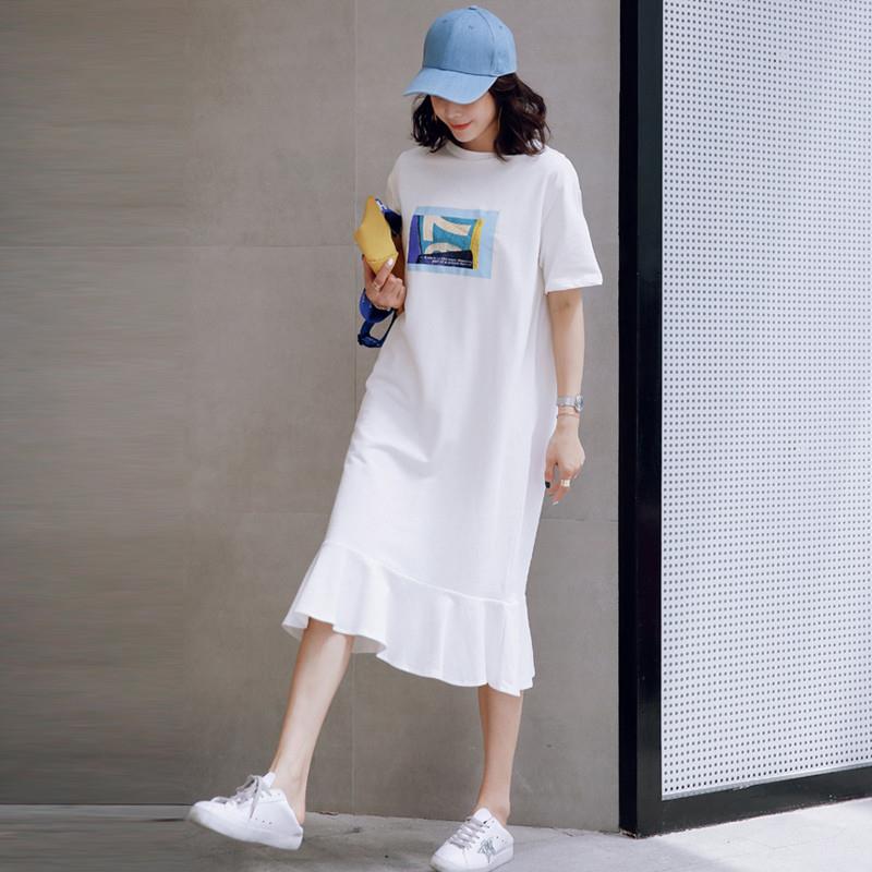 白色连衣裙女夏2025新款韩版时尚宽松印花短袖长款过膝鱼尾t恤裙