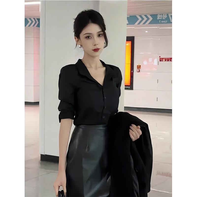 黑色衬衫女春秋欧货纯欲性感polo翻领辣妹高级感修身衬衣内搭上衣