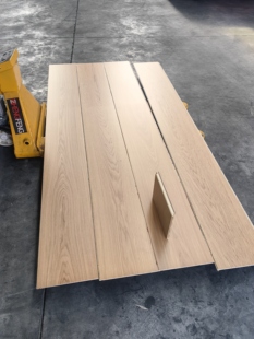 橡木纯三层锁扣地板原木色表皮四毫米欧洲白橡环保等级enf