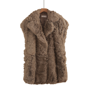 2026冬季 气质翻领无袖 新品 时尚 口袋人造皮草效果背心 女装 长款