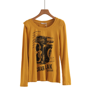 黄色字母印花圆领正肩长袖t恤女春秋新款修身显瘦人棉打底上衣潮