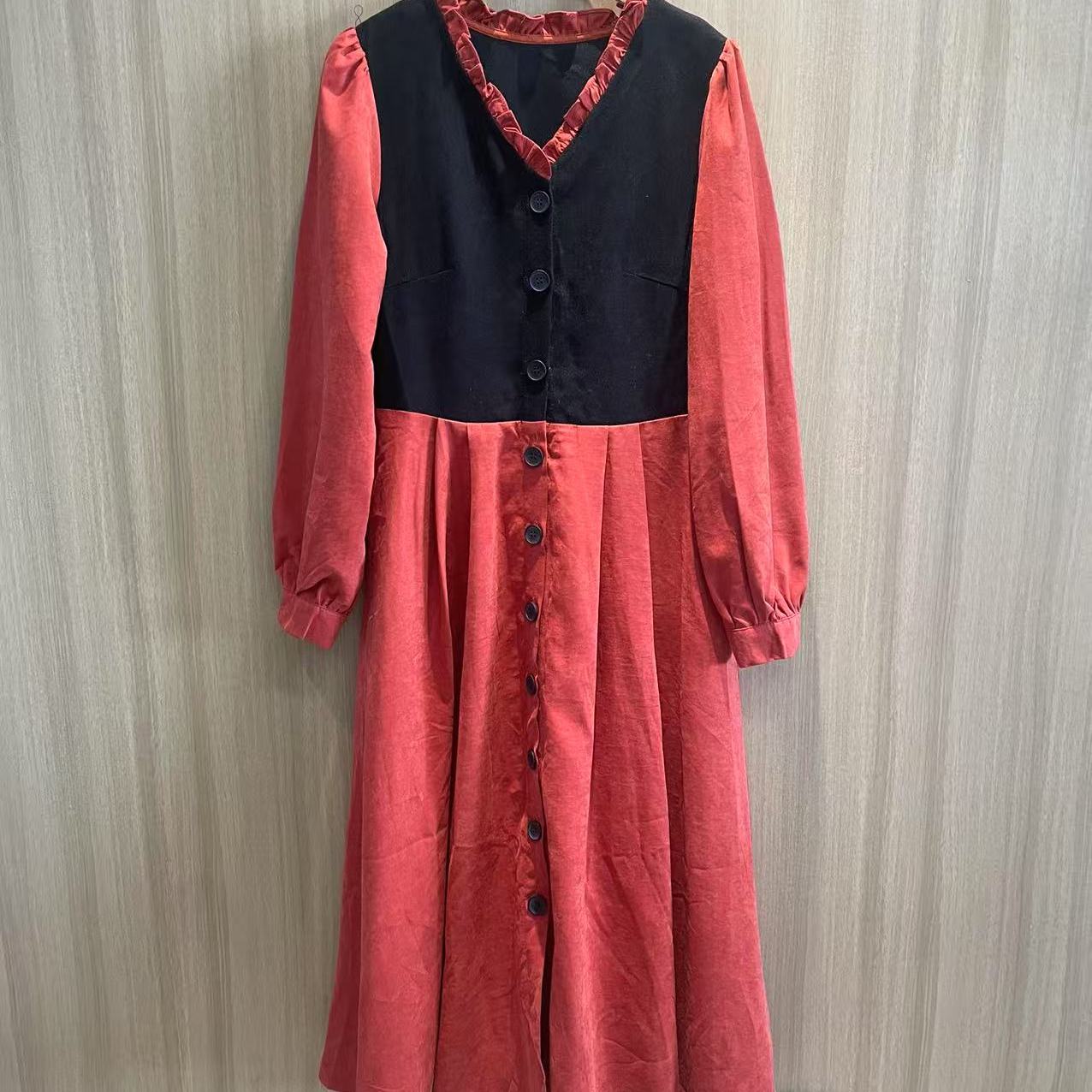 2025新款富家千金穿搭假两件气质名媛高端拼接色木耳边衬衫连衣裙