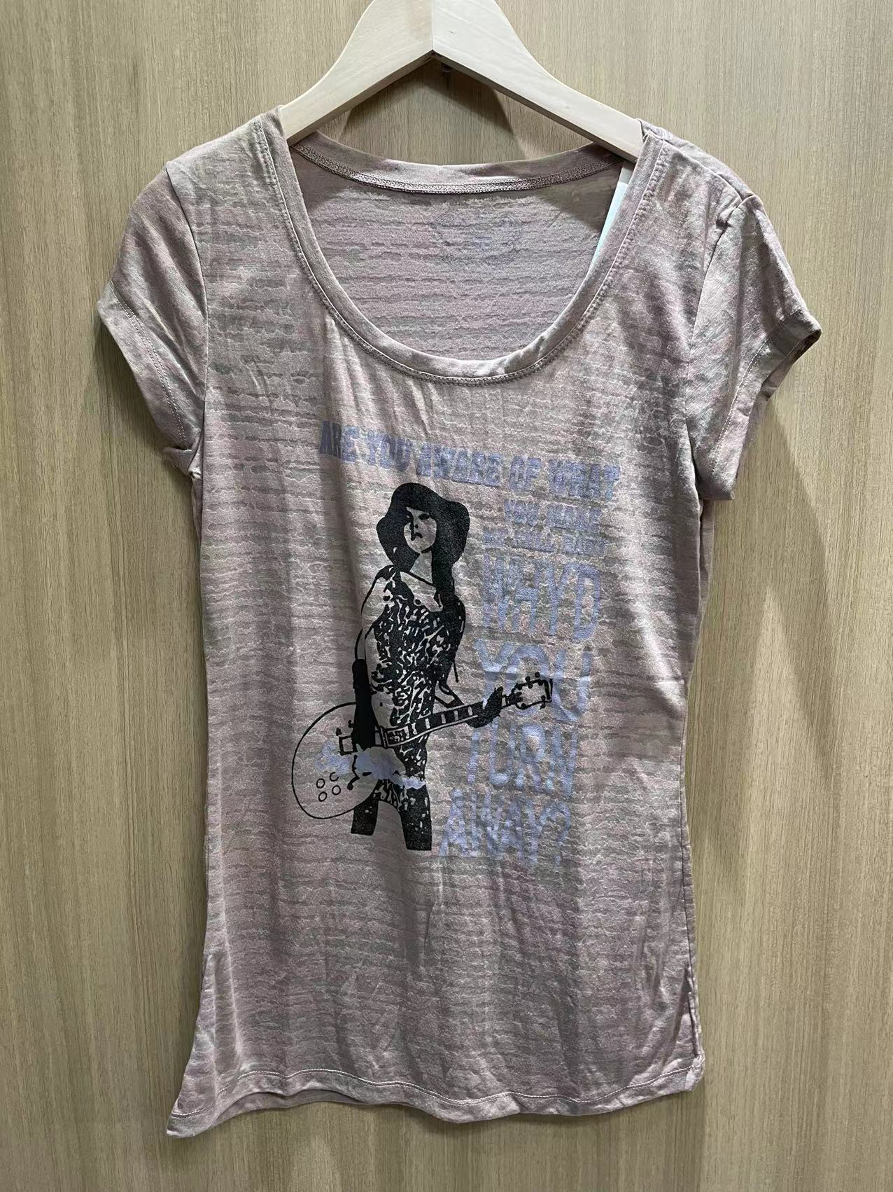 弹吉他印花夏季女薄款短袖T恤衫圆领套头修身休闲时尚百搭上衣